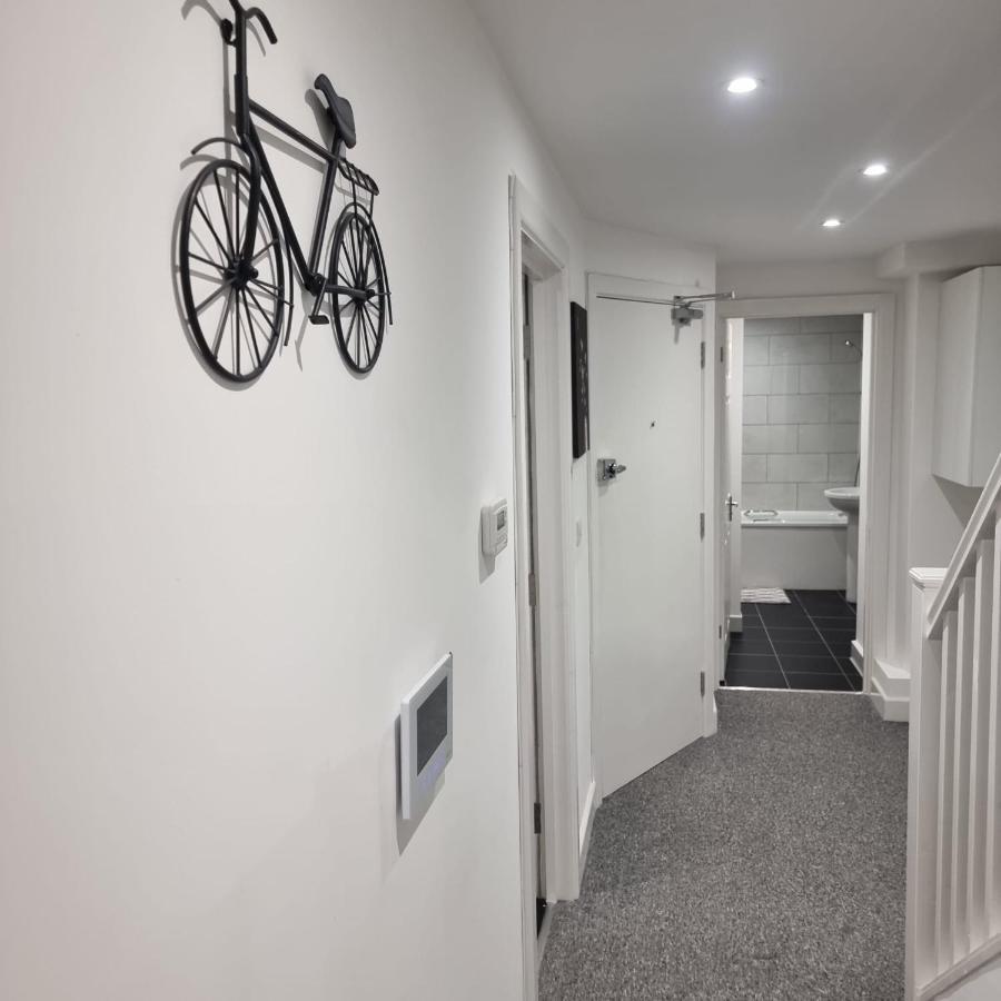 Apartment Classic 2 Bed In Oldkent Road London